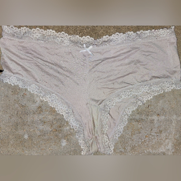 Lace Undies Set of 5 + FREE Black Pair! - Picture 5 of 9